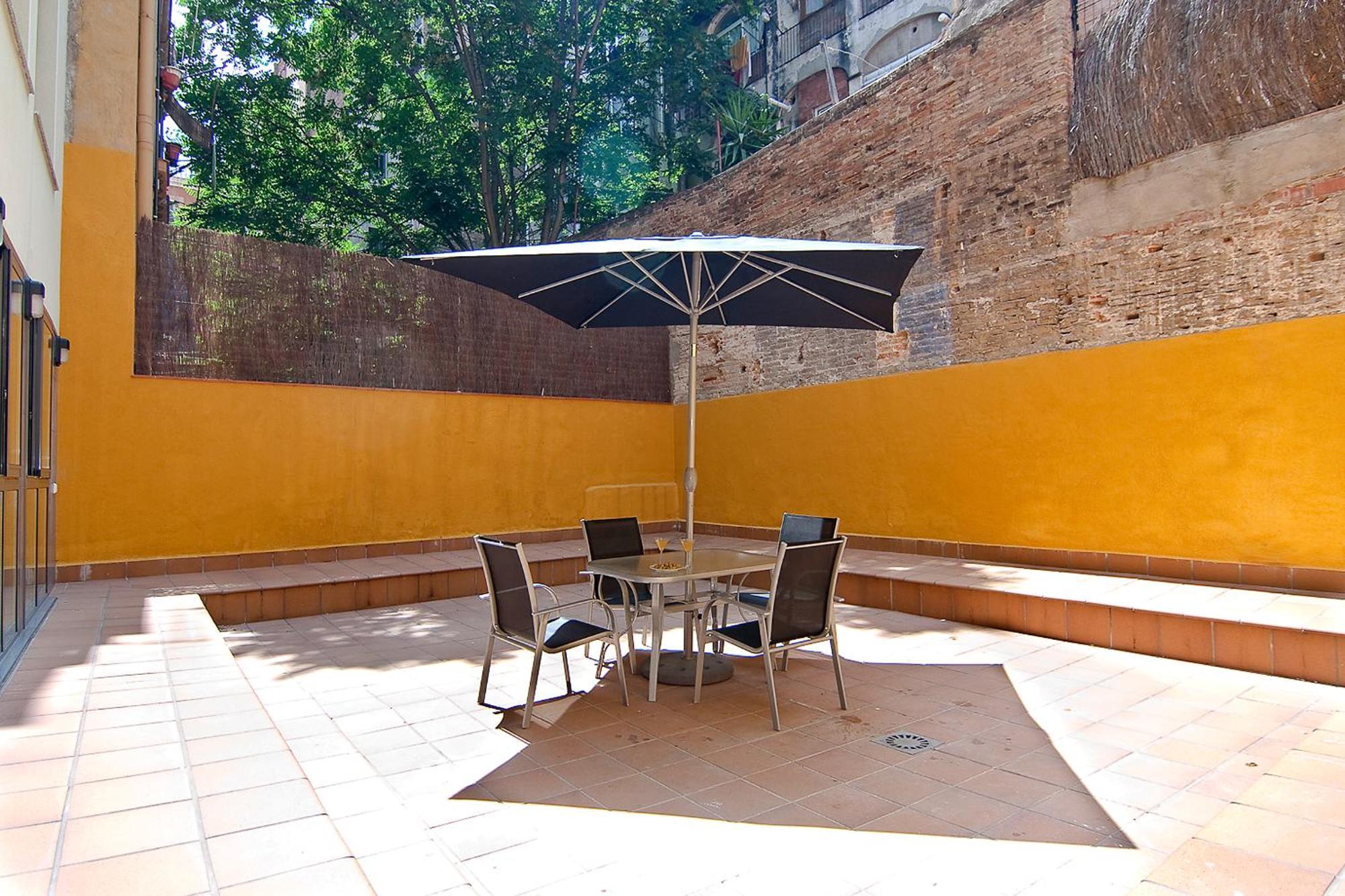 Feelathome Mozart Apartments Barcelona Exteriör bild