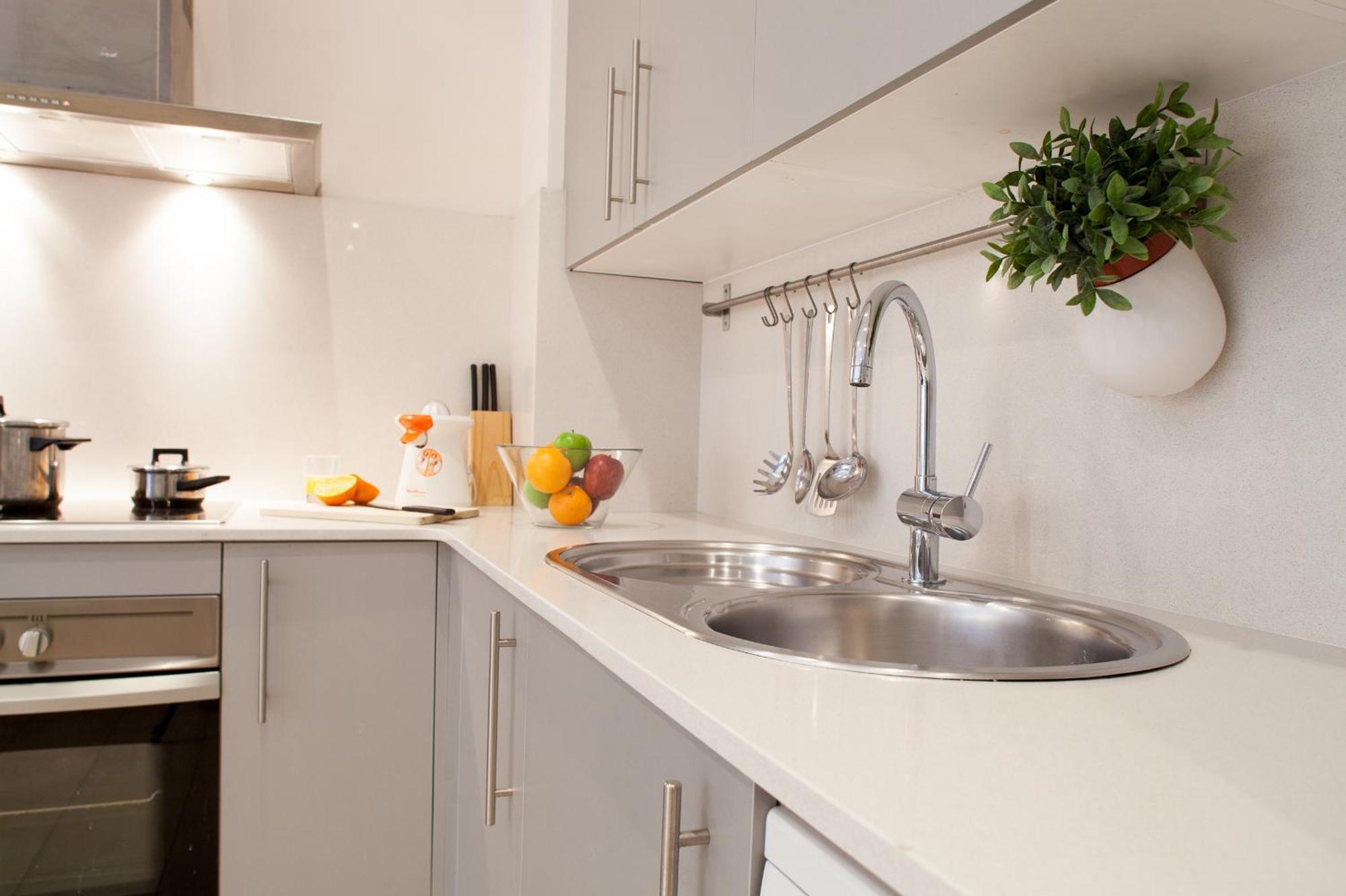 Feelathome Mozart Apartments Barcelona Exteriör bild