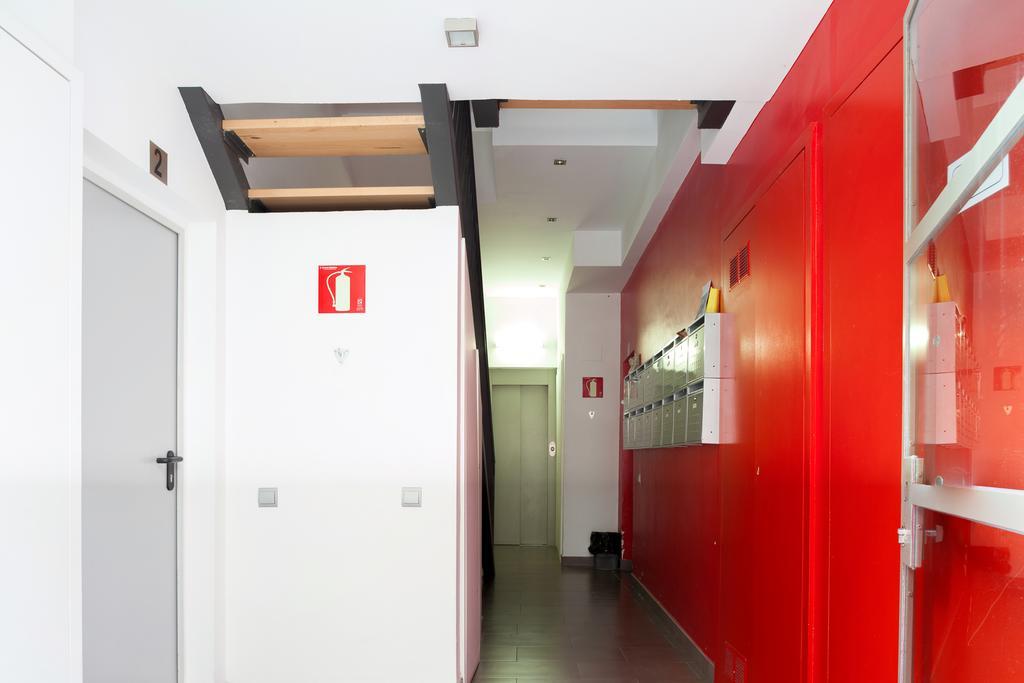 Feelathome Mozart Apartments Barcelona Exteriör bild