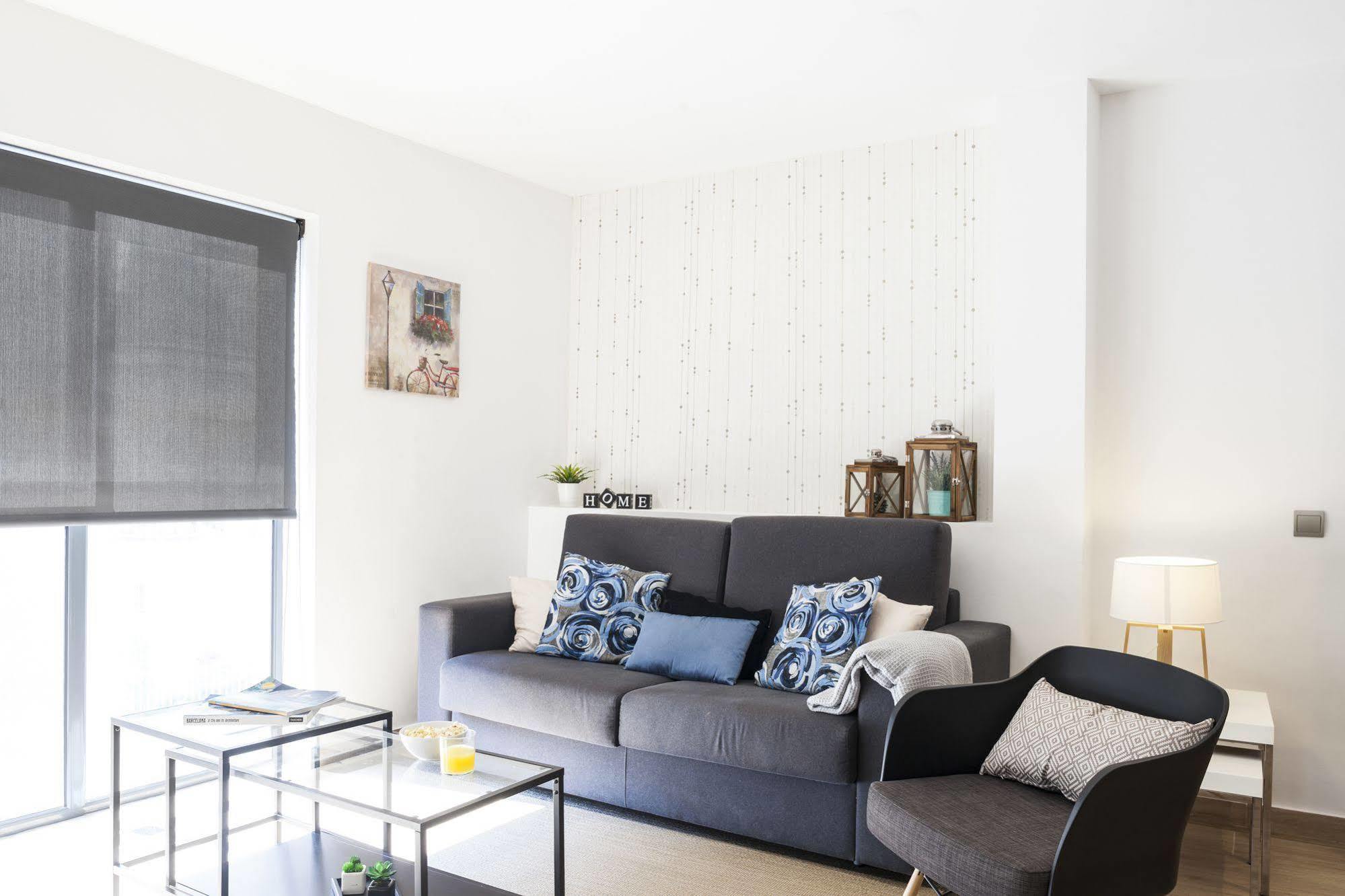 Feelathome Mozart Apartments Barcelona Exteriör bild